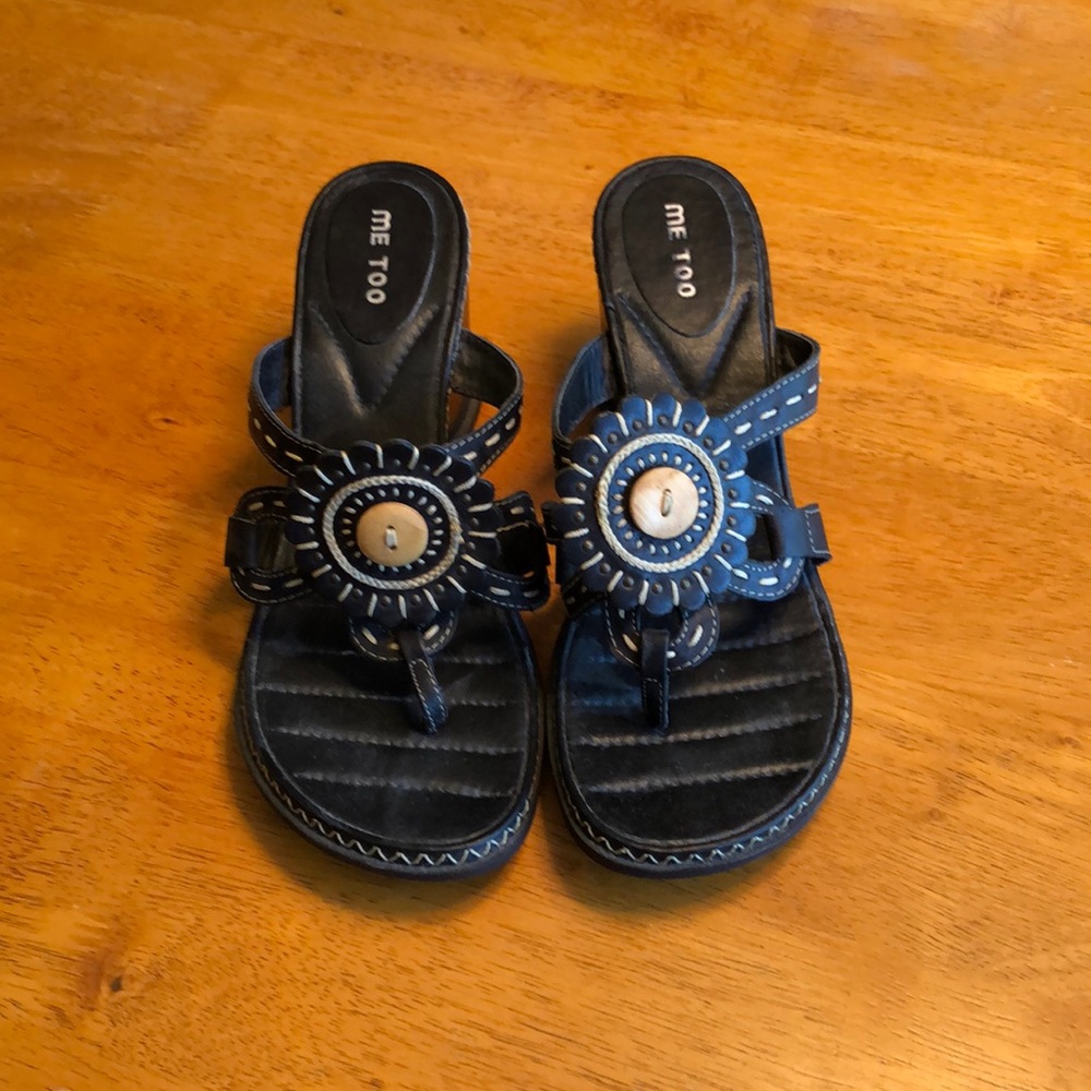 Me too leather sandals size 7.5 like new